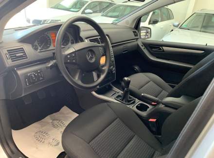 Mercedes-Benz - B-class
