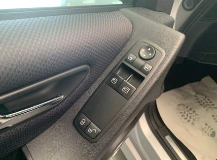 Mercedes-Benz - B-class