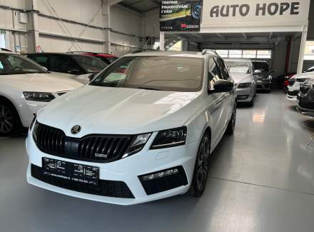 Škoda - Octavia