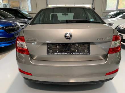 Škoda - Octavia