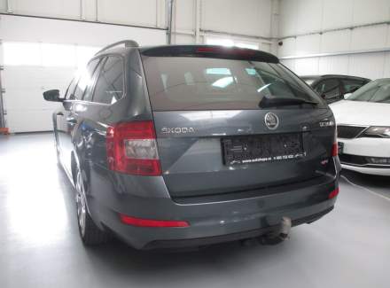 Škoda - Octavia