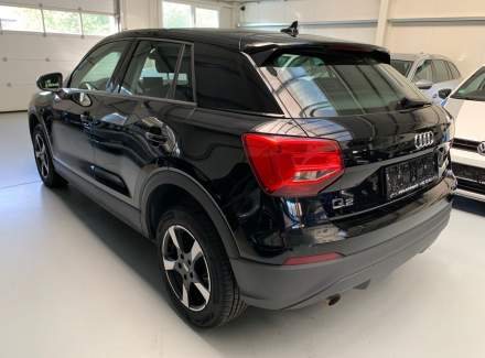 Audi - Q2
