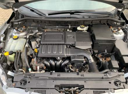 Mazda - 3