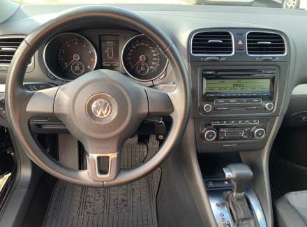 Volkswagen - Golf