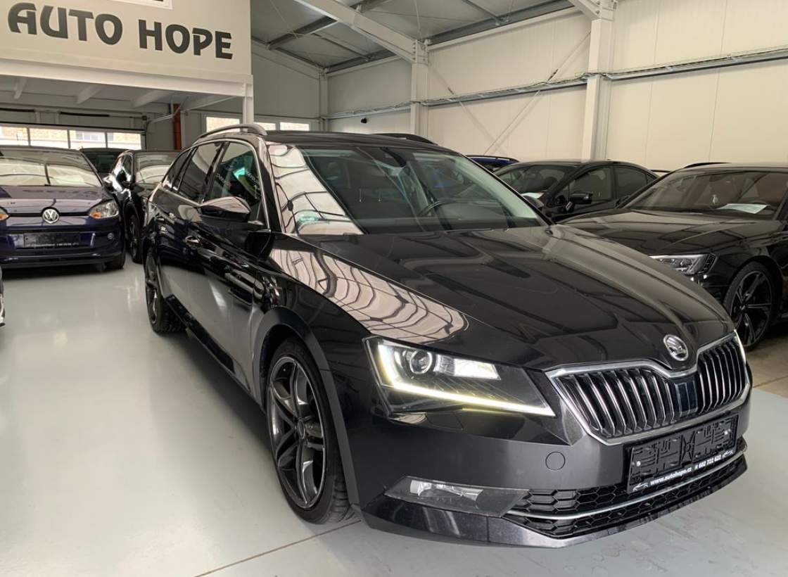 Škoda - Superb
