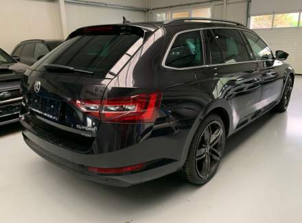 Škoda - Superb