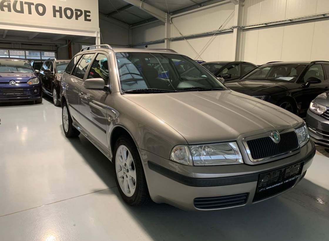 Škoda - Octavia