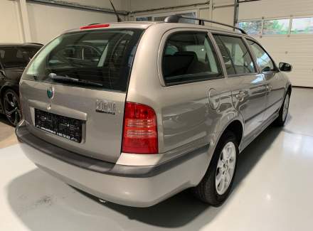 Škoda - Octavia