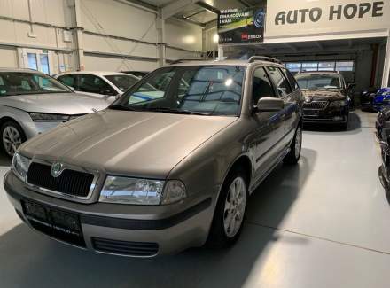 Škoda - Octavia