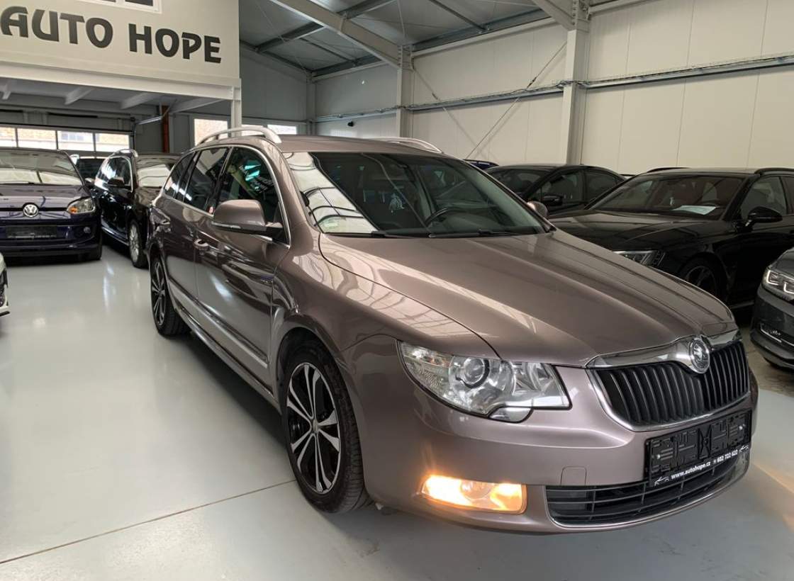 Škoda - Superb