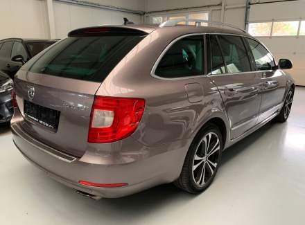 Škoda - Superb