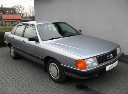 Audi - 100