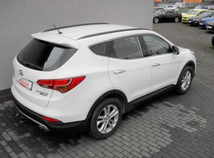 Hyundai - Santa FE