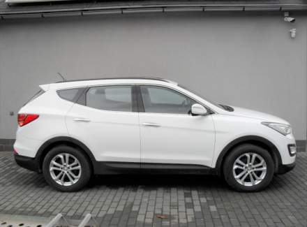 Hyundai - Santa FE