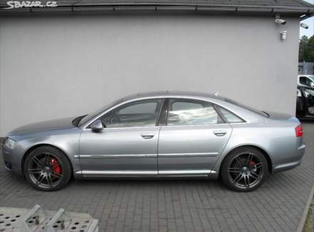 Audi - A8