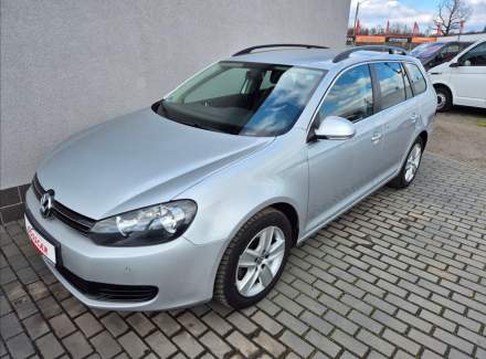 Volkswagen - Golf