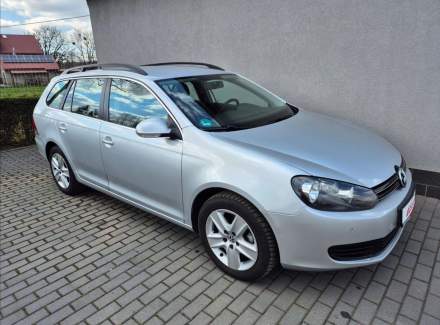 Volkswagen - Golf