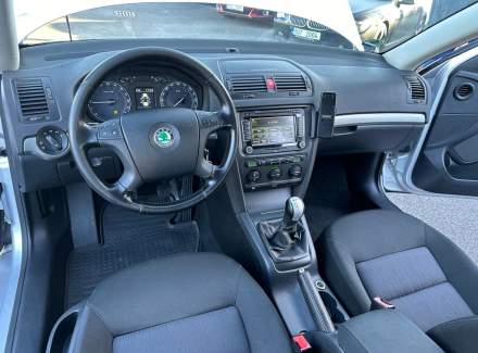 Škoda - Octavia