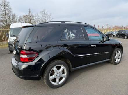 Mercedes-Benz - M-class