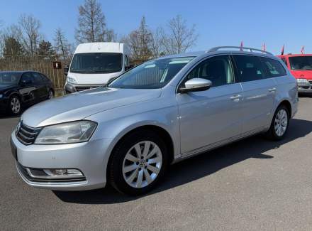 Volkswagen - Passat