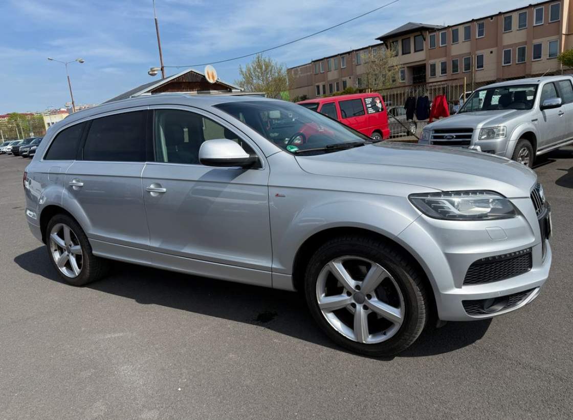 Audi - Q7
