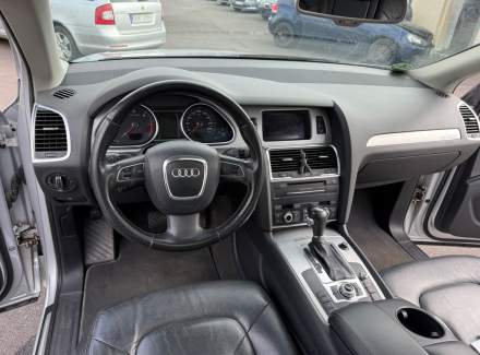 Audi - Q7