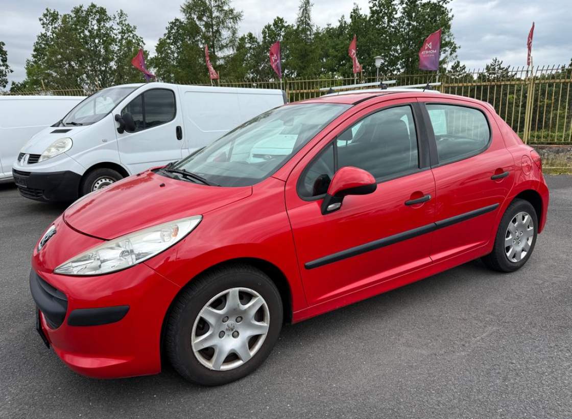 Peugeot - 207