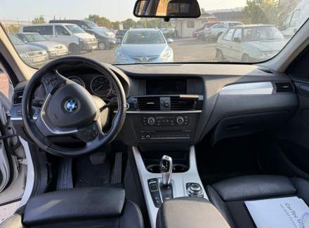 BMW - X3