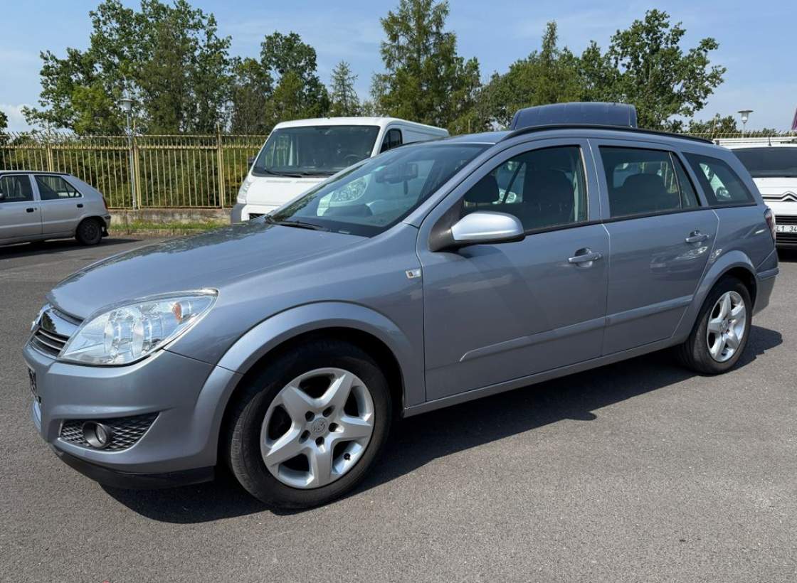 Opel - Astra