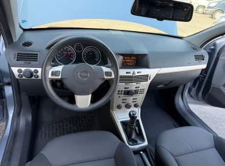Opel - Astra