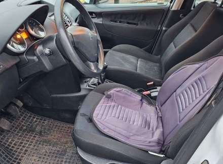 Peugeot - 207
