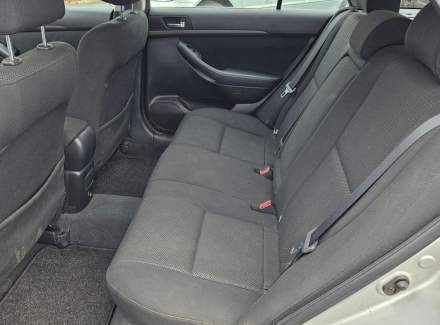 Toyota - Avensis