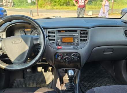 Kia - Rio