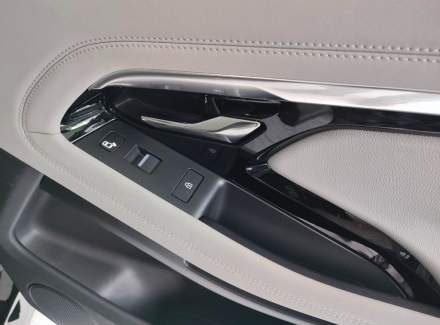 Land Rover - Range Rover Evoque