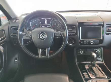 Volkswagen - Touareg