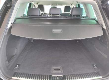 Volkswagen - Touareg