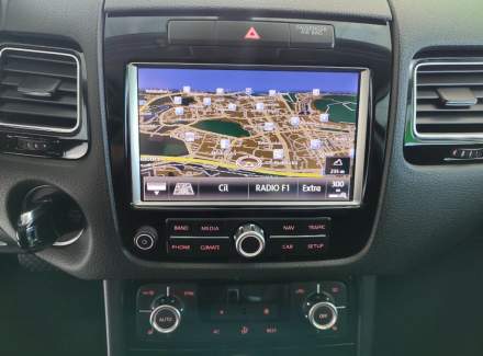 Volkswagen - Touareg