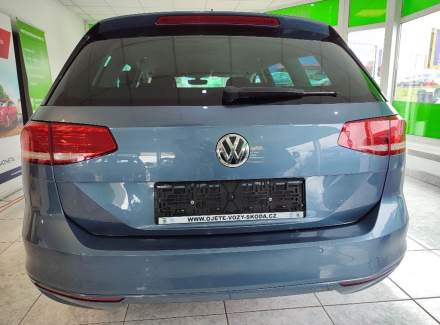 Volkswagen - Passat
