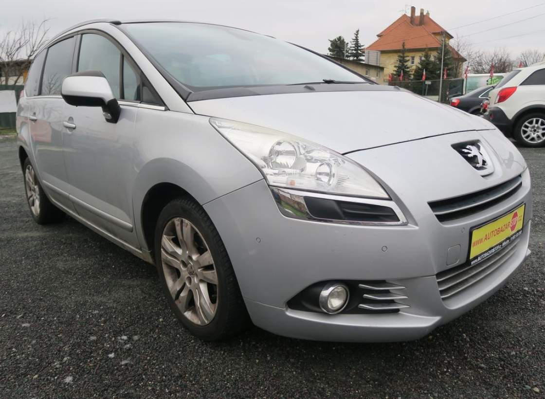 Peugeot - 5008