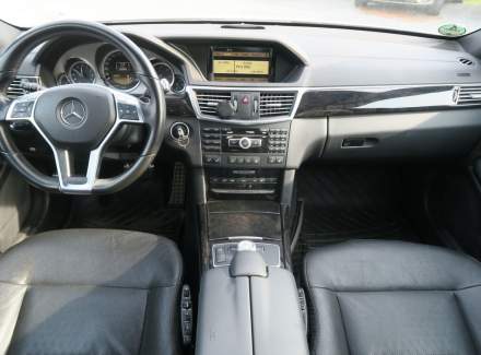 Mercedes-Benz - E-class