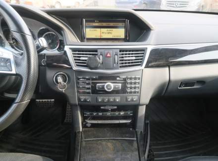 Mercedes-Benz - E-class