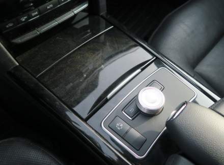 Mercedes-Benz - E-class