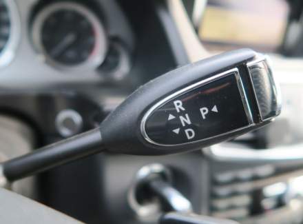 Mercedes-Benz - E-class