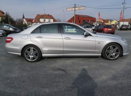 Mercedes-Benz - E-class