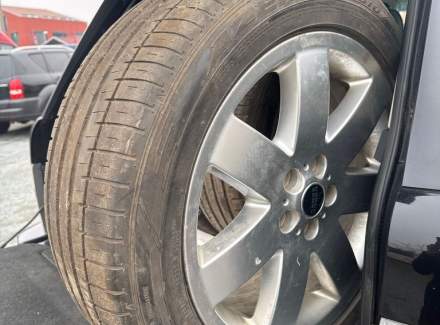 Land Rover - Range Rover