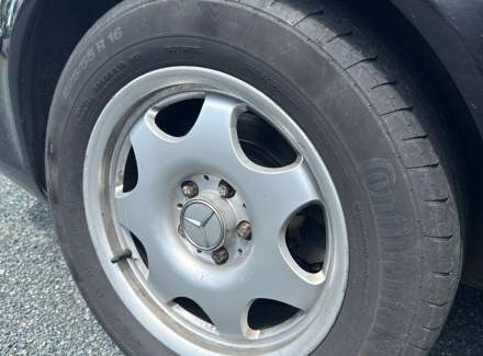 Mercedes-Benz - E-class