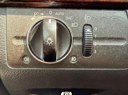 Mercedes-Benz - E-class