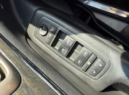 Jeep - Grand Cherokee