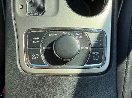 Jeep - Grand Cherokee