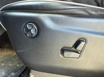 Jeep - Grand Cherokee